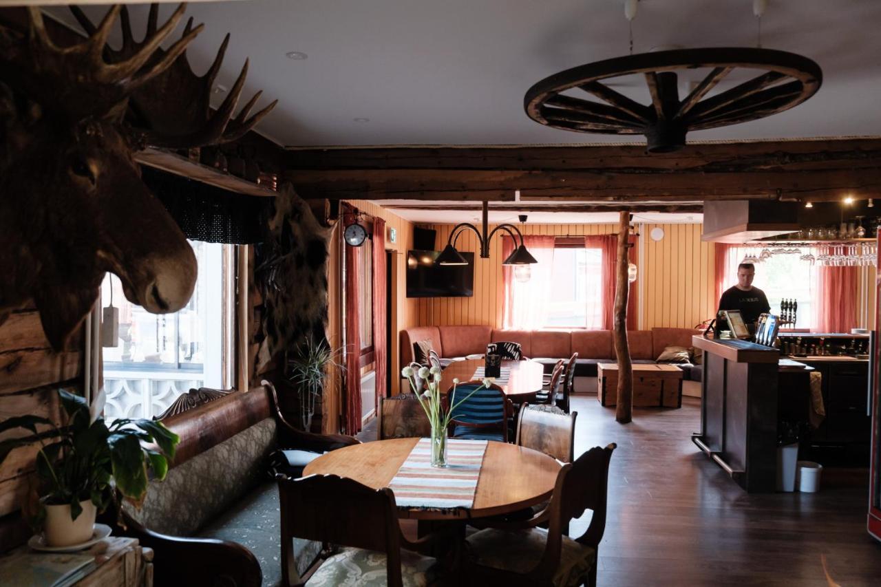 Bed & Breakfast Restaurang Sybarit Houtskar Luaran gambar
