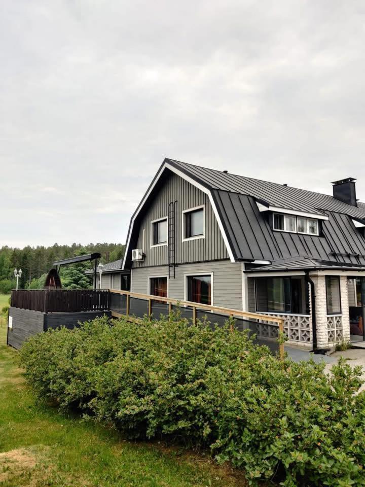 Bed & Breakfast Restaurang Sybarit Houtskar Luaran gambar